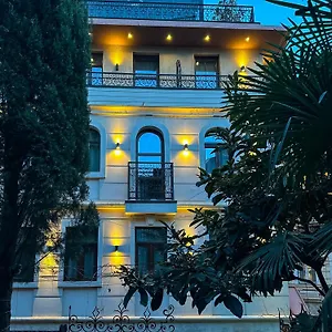 4* מלון Silver 39 Corner