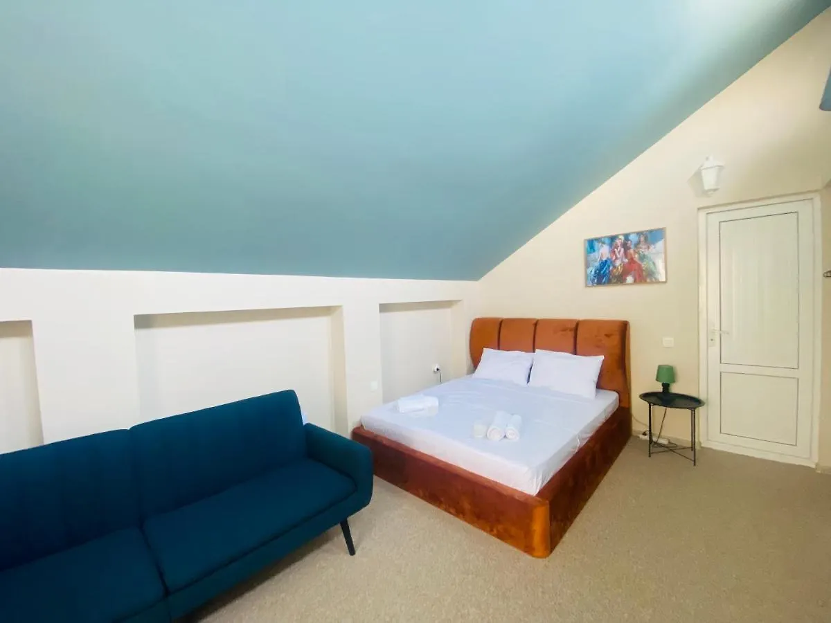 Mose Art Hotel Tbilisi 4*,